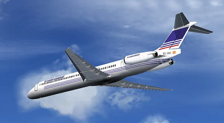 Centennial Airlines MD 83